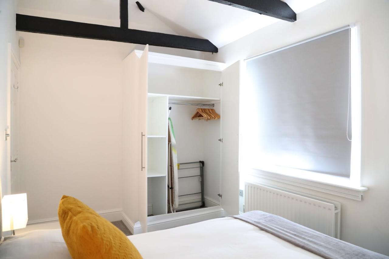 Letting Serviced Apartments - Guards View, ويندسور المظهر الخارجي الصورة